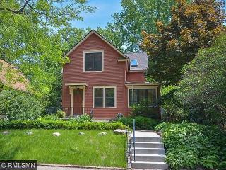 3413 42nd Ave, Minneapolis, MN 55406-2810