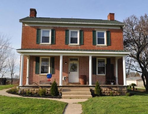 7107 State Route 180, Hallsville, OH 45633-9800