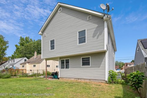 315 Morgan Ave, Old Bridge NJ  08857-1126 exterior