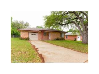 404 Olive St, Bryan TX  77801-3621 exterior