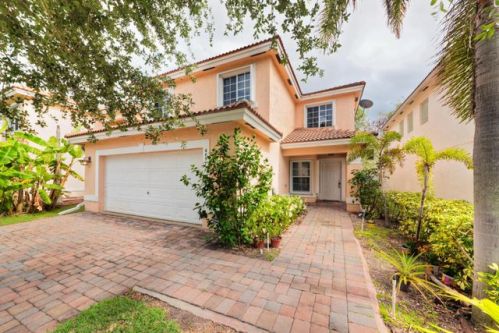 6051 Adriatic Way, West Palm Beach, FL 33413-1094