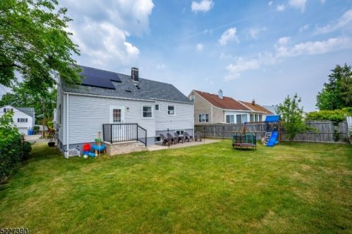 43 Glenwood Ter, Perth Amboy NJ  08863-1329 exterior