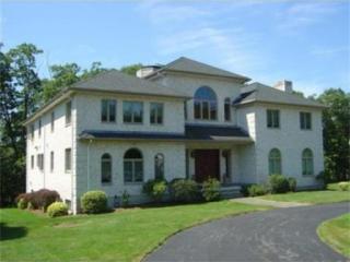 34 Amelia Dr, Waltham, MA 02452-4753