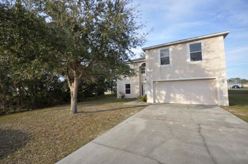 1913 Manatee Ln, Kissimmee, FL 34759-5339