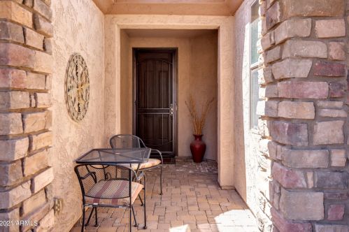 4663 Sourwood Dr, Gilbert, AZ 85298-4621