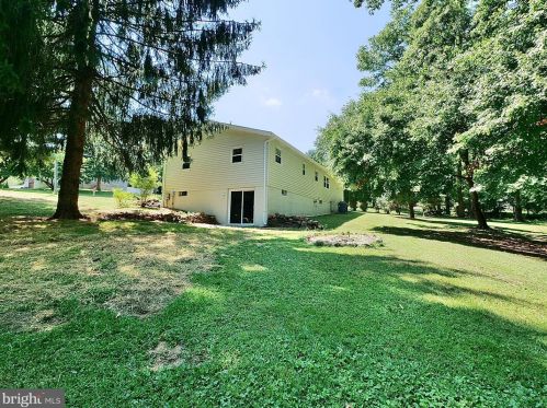 1694 Bethel Rd, Boothwyn PA  19060-2049 exterior