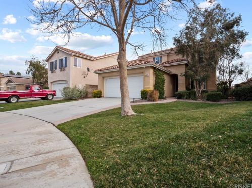 29710 Liverpool Ct, Santa Clarita, CA 91384-3828