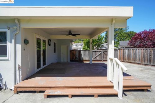 2322 Olinda Ct, Pinole CA  exterior