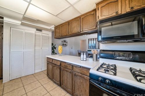 13371 Neptune Ct, Garden Grove CA  92843-2724 exterior