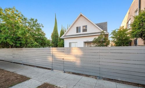 1755 Pine Ave, Long Beach, CA 90813-5630