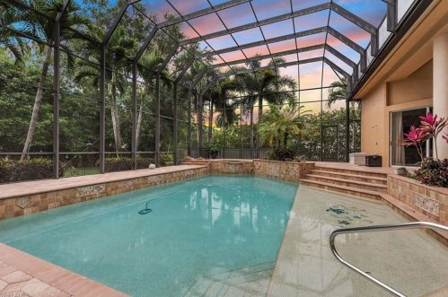 9220 The Ln, Naples, FL 34109-1597