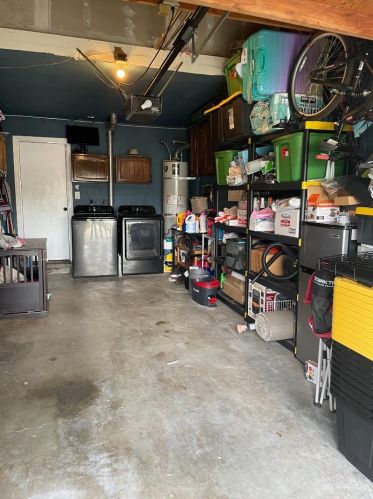 831 Nash Rd, Hollister CA  95023-5420 exterior