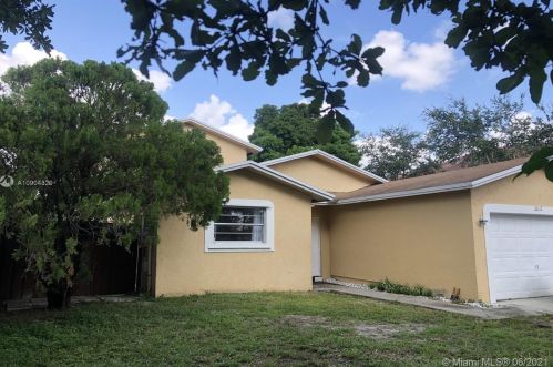 2612 24th Ave, Hollywood, FL 33020-1650