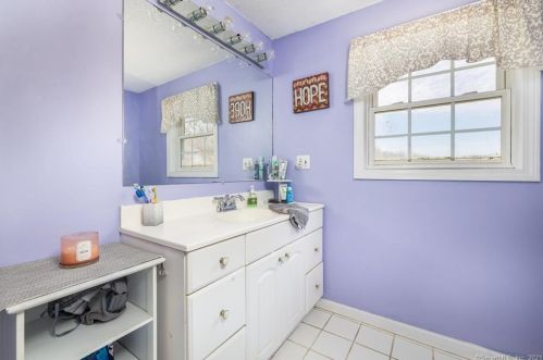 24 Muir Ave, Bristol CT  06010-7214 exterior