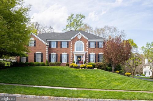 1044 Kimbles Rd, Yardley, PA 19067-2631