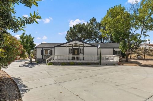 39970 Calle Bellagio, Temecula CA  92592-8620 exterior