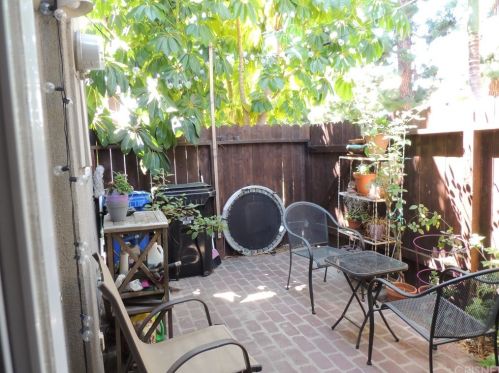 10412 Carlyle Ct, Cypress, CA 90630-4208