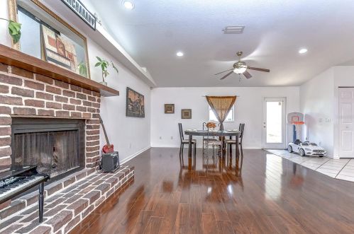 1144 Westwood Dr, Lutz FL  33549-4129 exterior