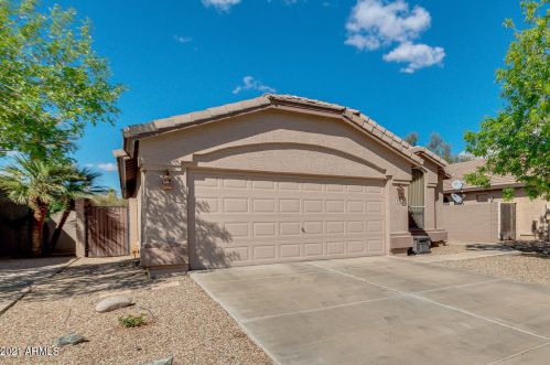 676 Devon Dr, Gilbert, AZ 85296-3573