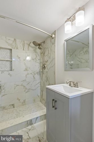 2015 Naylor Rd, Washington DC 20020-4515 exterior