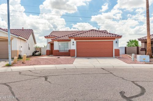 10561 Pasadena Ave, Glendale, AZ 85307-4219