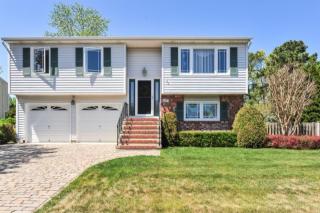 171 Pine Needle St, Wall Township, NJ 07731-2691