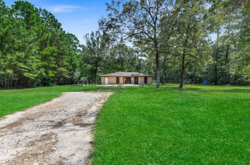 77 County Road 6497, Mont Belvieu, TX 77535