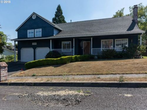 2990 6th St, Damascus, OR 97030