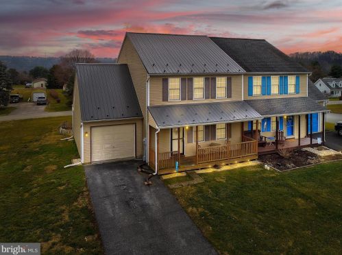 10 Vickilee Dr, Longlevel, PA 17368-9147