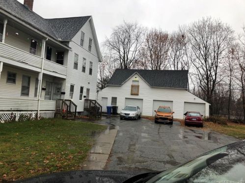 19 Dyer St, Killingly, CT 06239-3502
