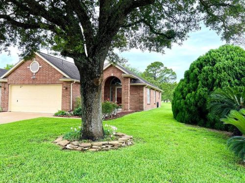 602 Redwood Bend Ln, Pearland, TX 77584-4024