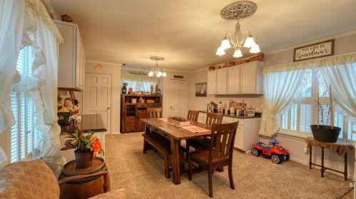 10272 Frd Rd, Cambridge OH  43725-9521 exterior