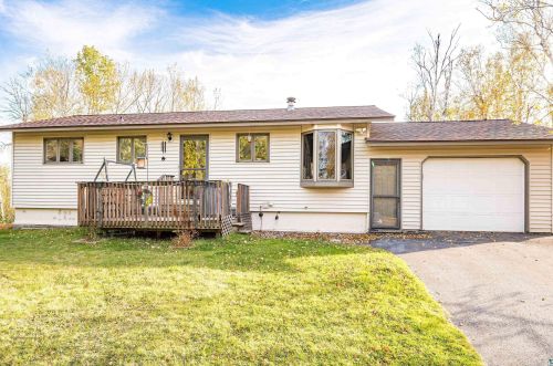 5020 Thompson Rd, Duluth, MN 55811-3710