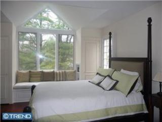57 Cleveland Ln, Princeton, NJ 08540-3080