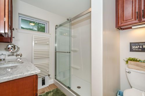 22 Lower Camp Rd, Northwood NH  03261-4340 exterior