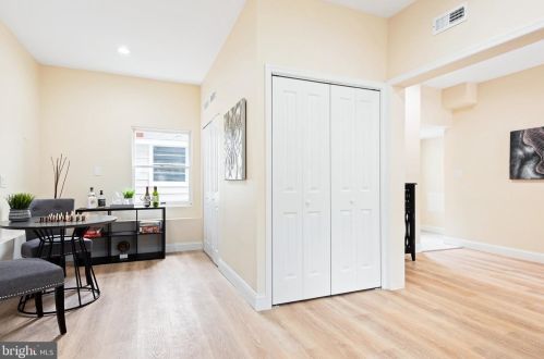 3010 Rosemary Ln, Falls Church VA  22042-1840 exterior