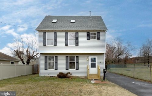 427 Nicholson Rd, Gloucester, NJ 08030-1262