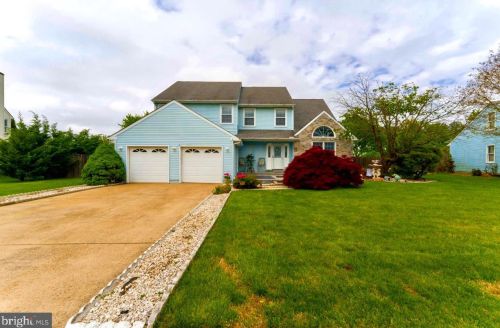 49 Owls Nest Cir, Bear, DE 19701-2733