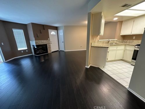 1054 Dewcrest Dr, Anaheim, CA 92808-2403