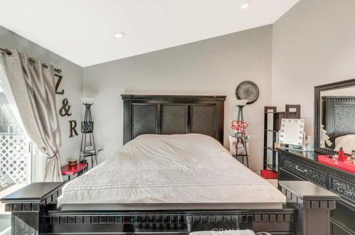 216 Glendora Ave, Covina CA 91724-2954 exterior