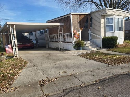 5080 Upperton Dr, Miamisburg, OH 45342-1418