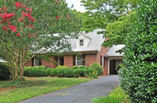 3323 Nottingham Rd, Winston Salem, NC 27104-1840