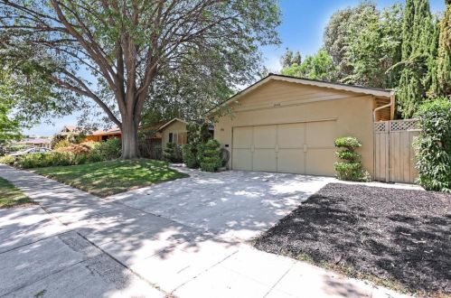 1545 Warbler Ave, Sunnyvale, CA 94087-5024