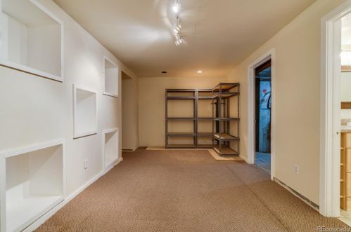 8037 Phillips Cir, Englewood CO 80112-3254 exterior