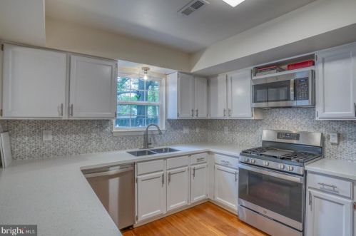 118 Stoney Dr, Dover DE  19904-9737 exterior