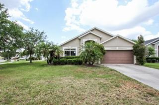 5912 Lake Champlain Dr, Orlando, FL 32829-7670