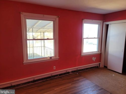 25 Chippewa Trl, Browns Mills NJ 08015-6458 exterior