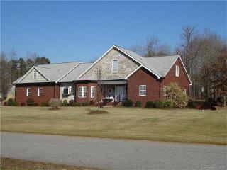 177 Spring Forest Dr, Statesville, NC 28625-2277