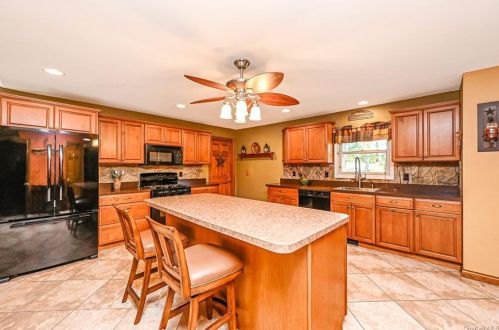 166 Lakeside Trl, Panamoka NY  11961-2246 exterior