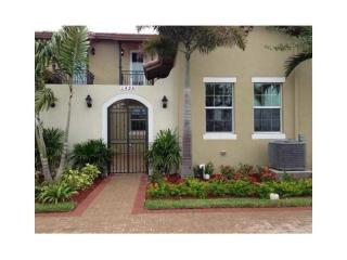 1426 147th Ter, Hollywood FL  33027-6188 exterior